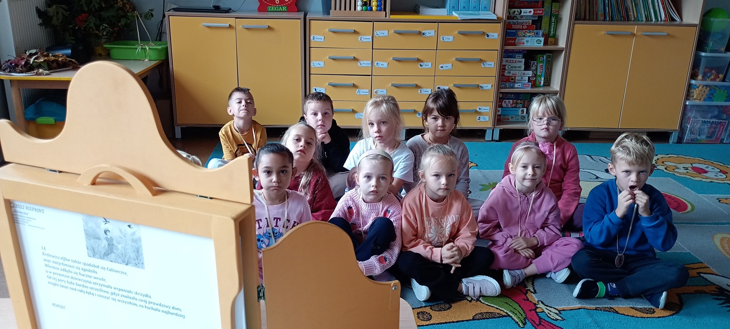 Światowy Dzień Głośnego Czytania w SP 7 w Tomaszowie